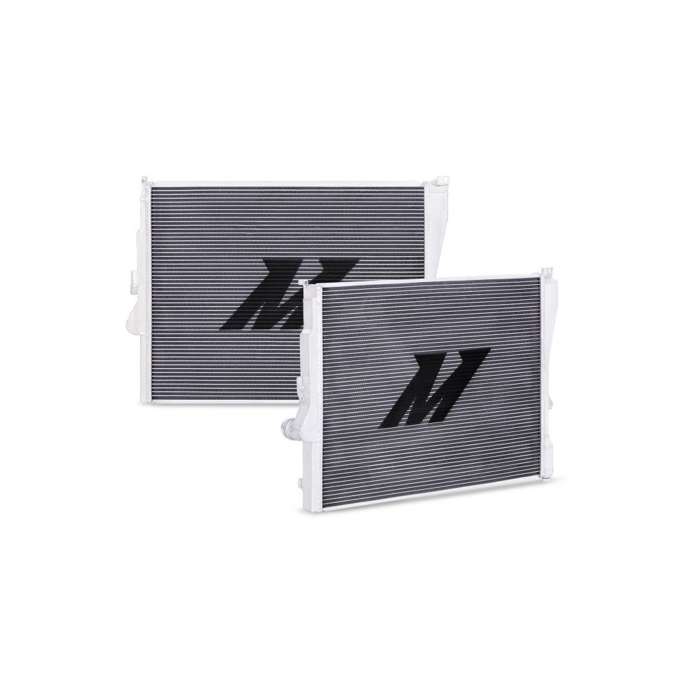 Mishimoto aluminium waterkoeler voor BMW E46 niet M3 99-06 handgeschakeld - MM-RAD-E46-323 - MMRAD-E46-323 - 3661768577226