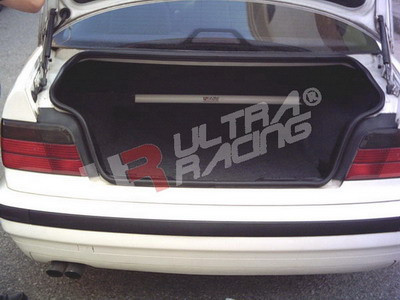 Bară de rigidizare între amortizoare superioară spate ULTRA RACING pentru BMW Seria 3 E36 91-98 - U-211390 - UR-RE2-072 - 3661768649565