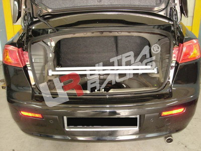 Bară de rigidizare a portbagajului cu 4 puncte de fixare ULTRA RACING pentru Mitsubishi Lancer 07+ - U-211427 - UR-RE4-441P - 3661768649886