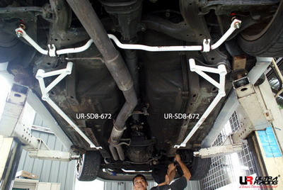Voor Nissan S13 89-94 2x4 punt H-brace/framestang - U-211541 - UR-SD8-672P - 3661768650950