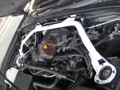 Bară de rigidizare între amortizoare superioară față cu 4 puncte de fixare ULTRA RACING pentru Mazda MX5 NC 06+ - U-211655 - UR-TW4-786 - 3661768652046