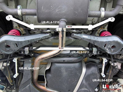 Collega inferiore mediana laterale e posteriore VW Golf 5/6  2x2 punti - U-213401 - UR-RS4-823P - 3661768652466