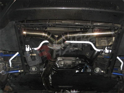 Barre stabilisatrice anti-roulis Nissan Skyline GTR R35 Arrière 18mm - U-216562 - UR-AR18-244 - 3661768652701