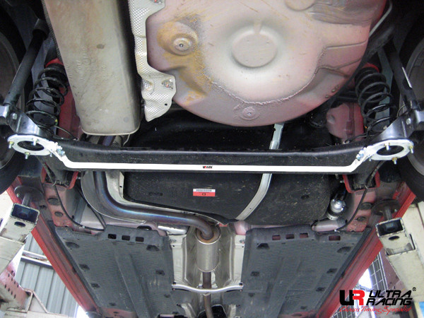 Bară antiruliu ULTRA RACING spate pentru VW Polo 02-13 9N/6R/GTI 18 mm - U-217476 - UR-AR18-303 - 3661768656471