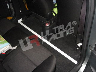 Barre d'intérieur et de plancher Toyota Yaris HB/Sedan 05+ 2 points - U-220053 - UR-RO2-637 - 3661768662885