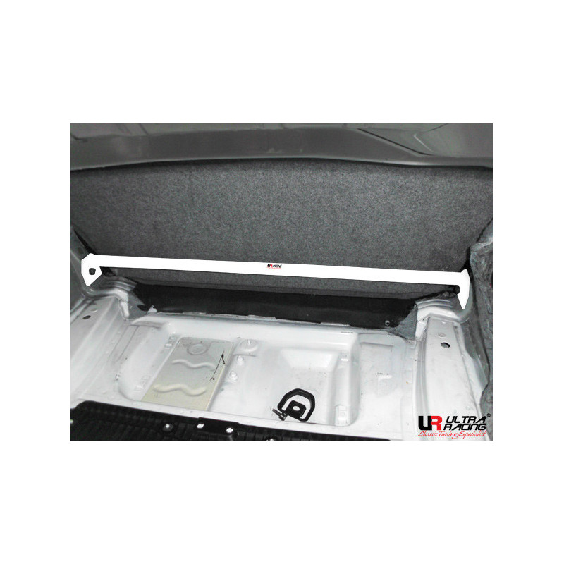 Bară de rigidizare între amortizoare superioară spate cu 2 puncte de fixare ULTRA RACING BMW Seria 3 E90 05+ 320 - U-221404 - UR-RE2-2077 - 3661768667118