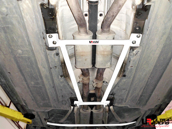 Collega inferiore mediana laterale e posteriore Audi A6 10+ 2.5T  4 punti - U-223444 - URCN-ML4-2487 - 3661768669327