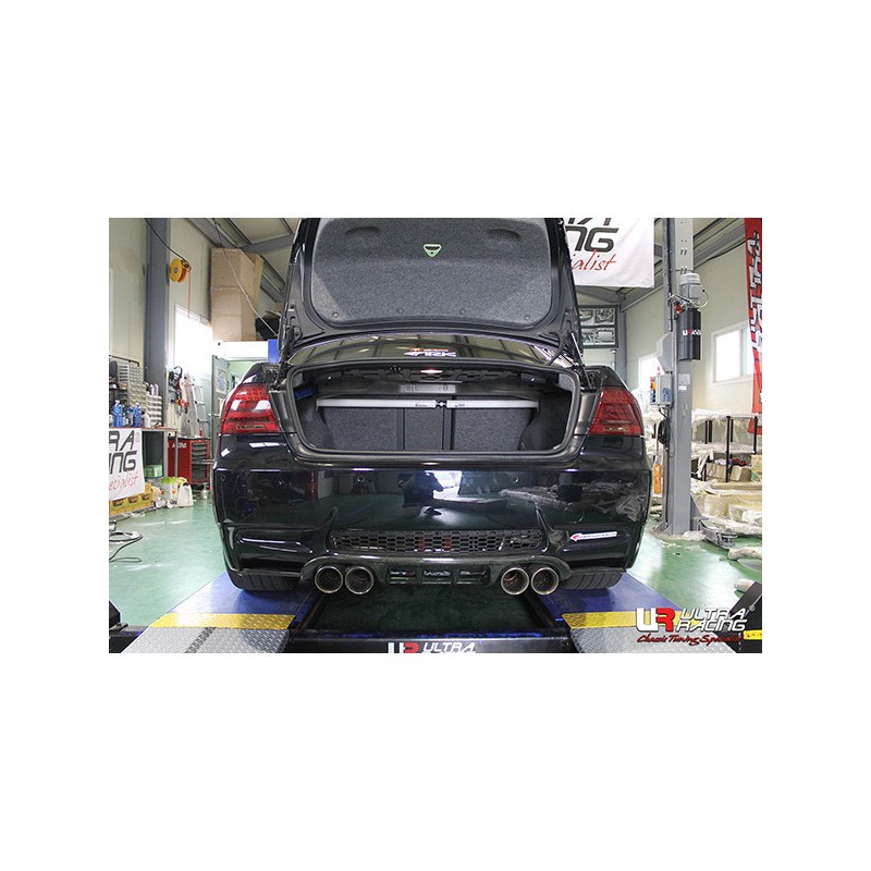 Bară de rigidizare între amortizoare superioară spate cu 2 puncte de fixare ULTRA RACING BMW M3 E92 07-13 - U-229545 - URKR-RE2-2758A - 3661768670767