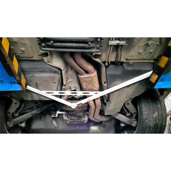 Onderste versteviging achter 3 riemen BMW 3-serie E46 M3 3.2 01-06 - U-229719 - URTW-RL3-2886 - 3661768680186