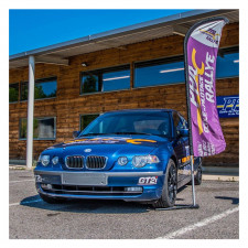 Rijden in een BMW 325Ti 200pk