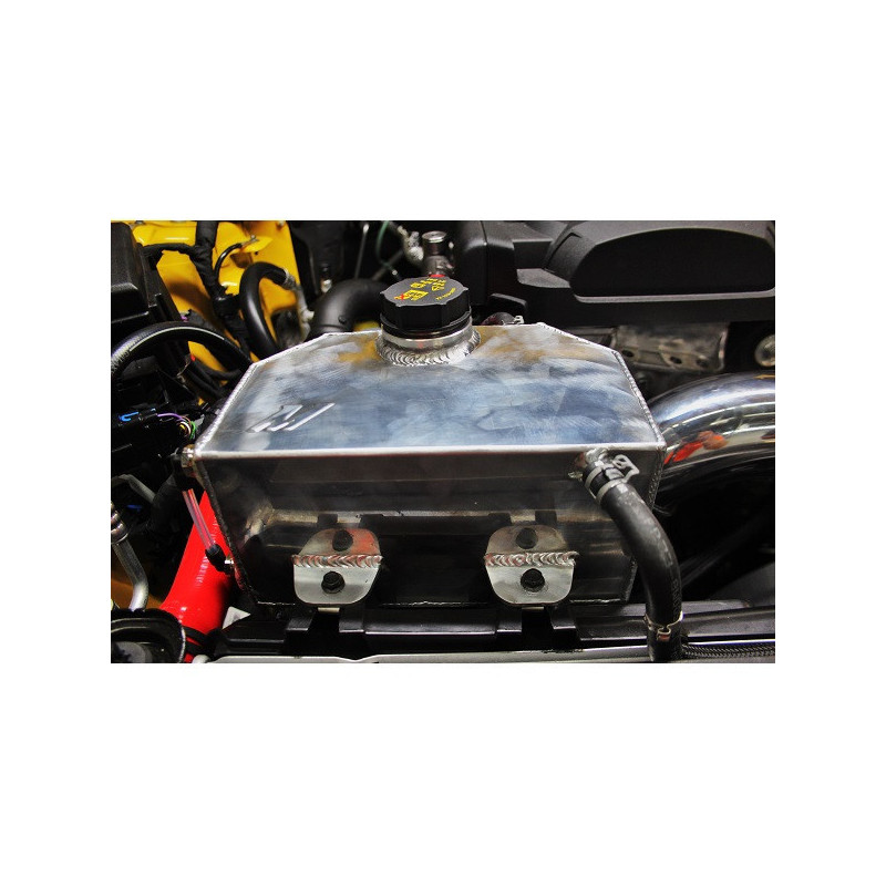 Rezervor de expansiune din aluminiu Mishimoto pentru Ford Mustang – toate modelele (2015-2023) - MIM-RT-MUS-15E.SI - MMRT-MUS-15E