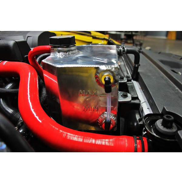 Rezervor de expansiune din aluminiu Mishimoto pentru Ford Mustang – toate modelele (2015-2023) - MIM-RT-MUS-15E.SI - MMRT-MUS-15E