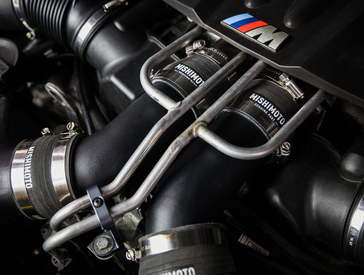 Laadpijp Mishimoto BMW M5/M6 F1X (2012-2018) - MIM-ICP-F10-12M.N - MMICP-F10-12MWBK