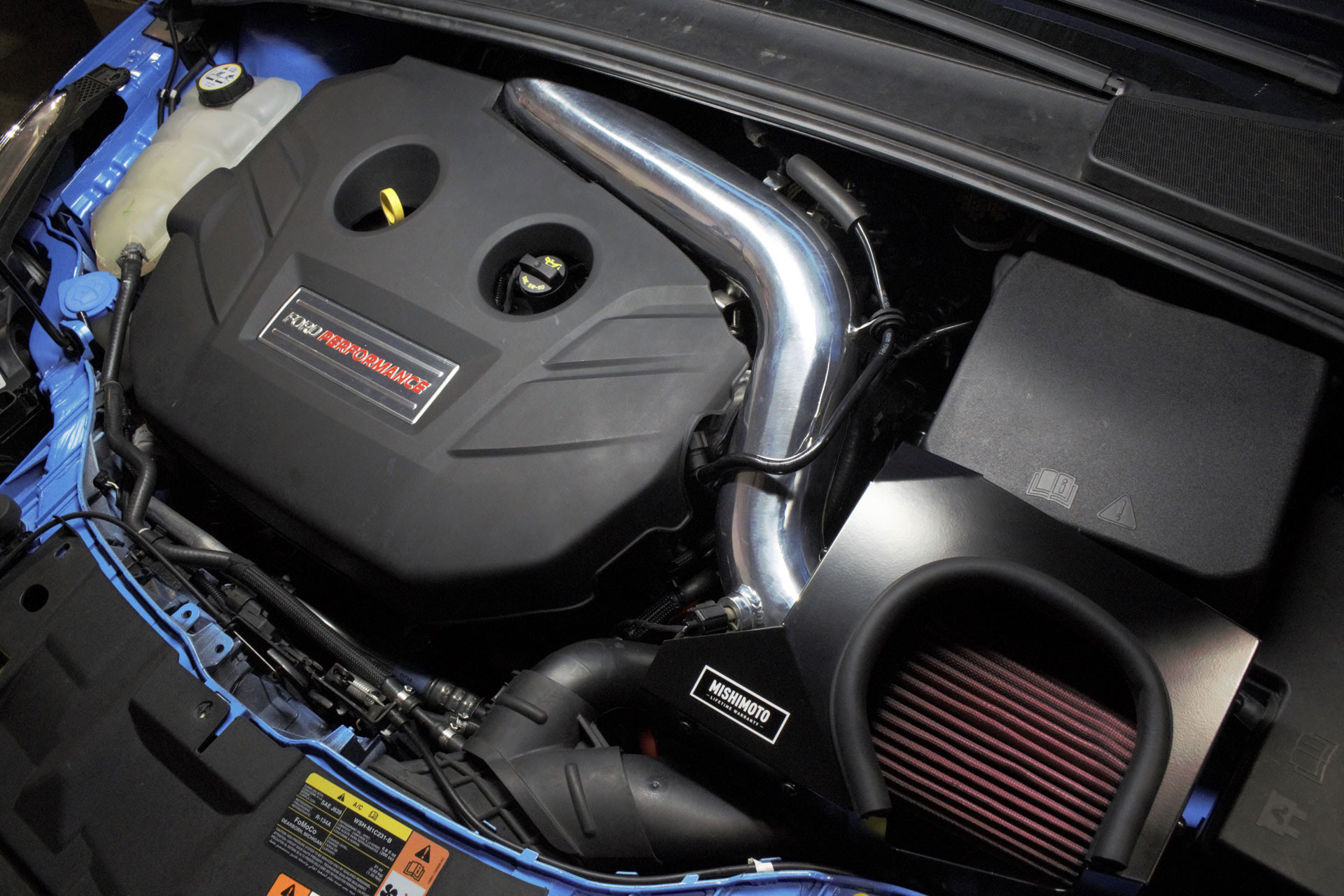 Kit di aspirazione diretta MISHIMOTO per Ford Focus RS 2016-2018 - MIM-AI-RS-16.B - MMAI-RS-16WBL