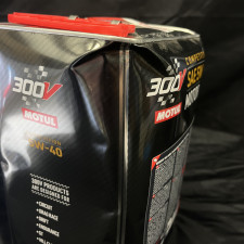 Huile Moteur Motul 300V 5w40 5L Compétition Produit Reconditionné