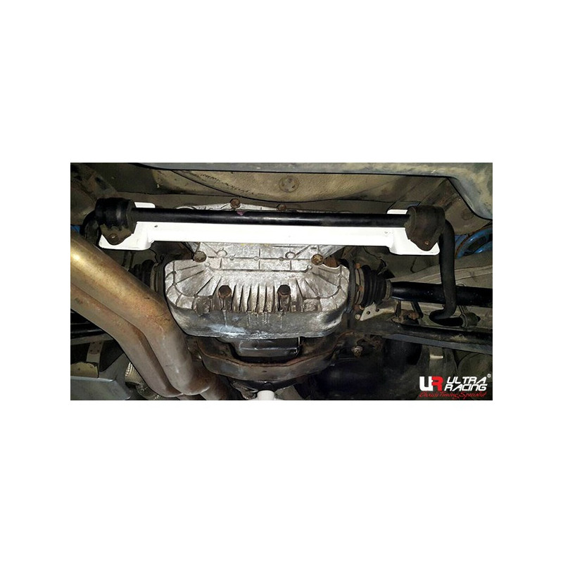 Barra antiavvicinamento posteriore inferiore 2 punti ULTRA RACING BMW 3-Series E46 M3 3.2 01-06 - U-229718-X - URTW-RL2-2887 - 3666618714660